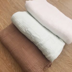 Soft Muslin Swaddle Blankets